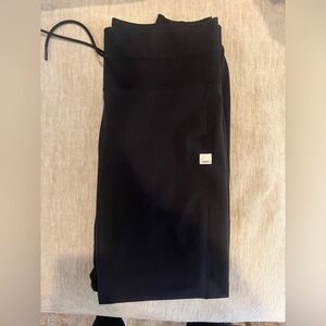 Vuori performance joggers, heather black, Size L